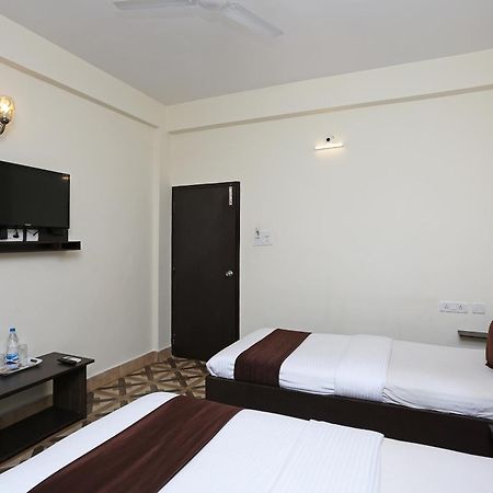 Oyo Stellar Resort Bhubaneswar Bagian luar foto